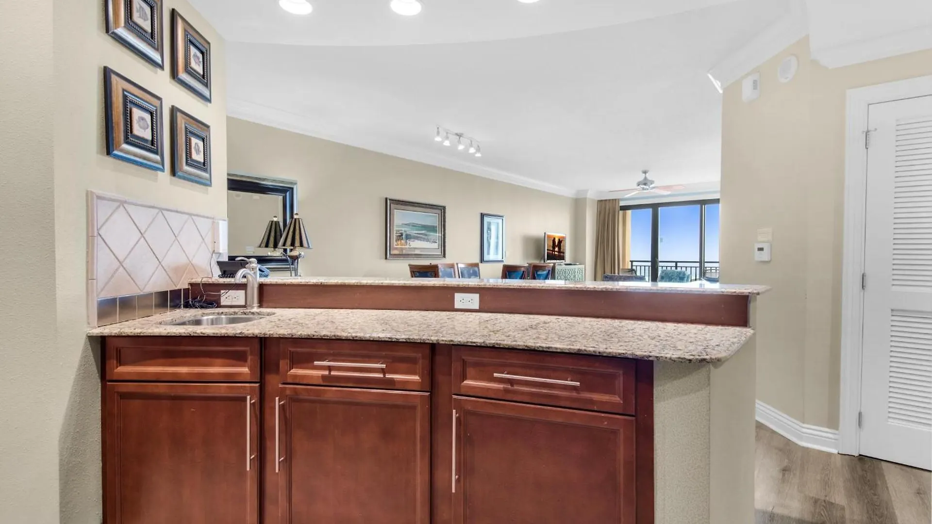 Emerald Grande W928 Holiday home Destin