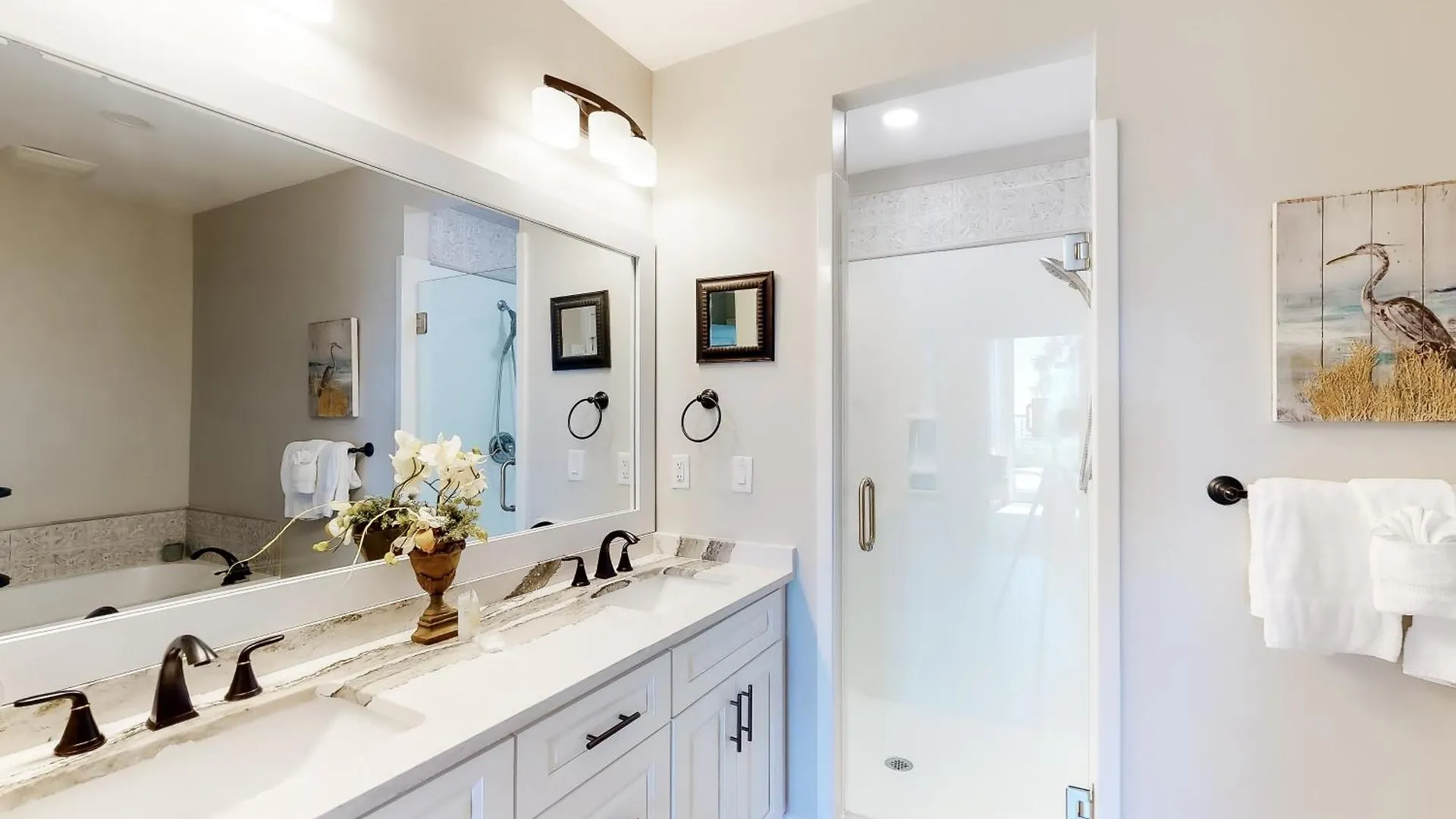 Apartment Tops'l Tides 0104