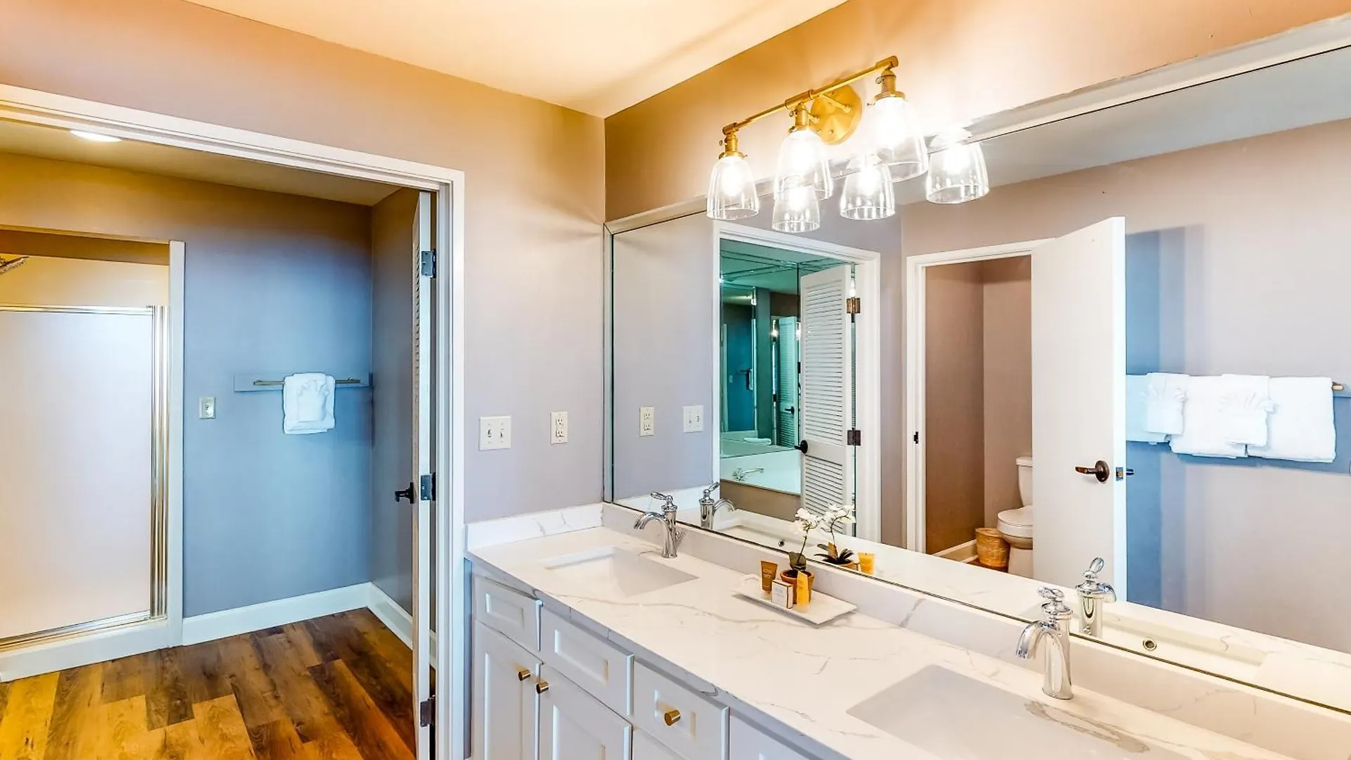Apartment Tops'l Tides 0206