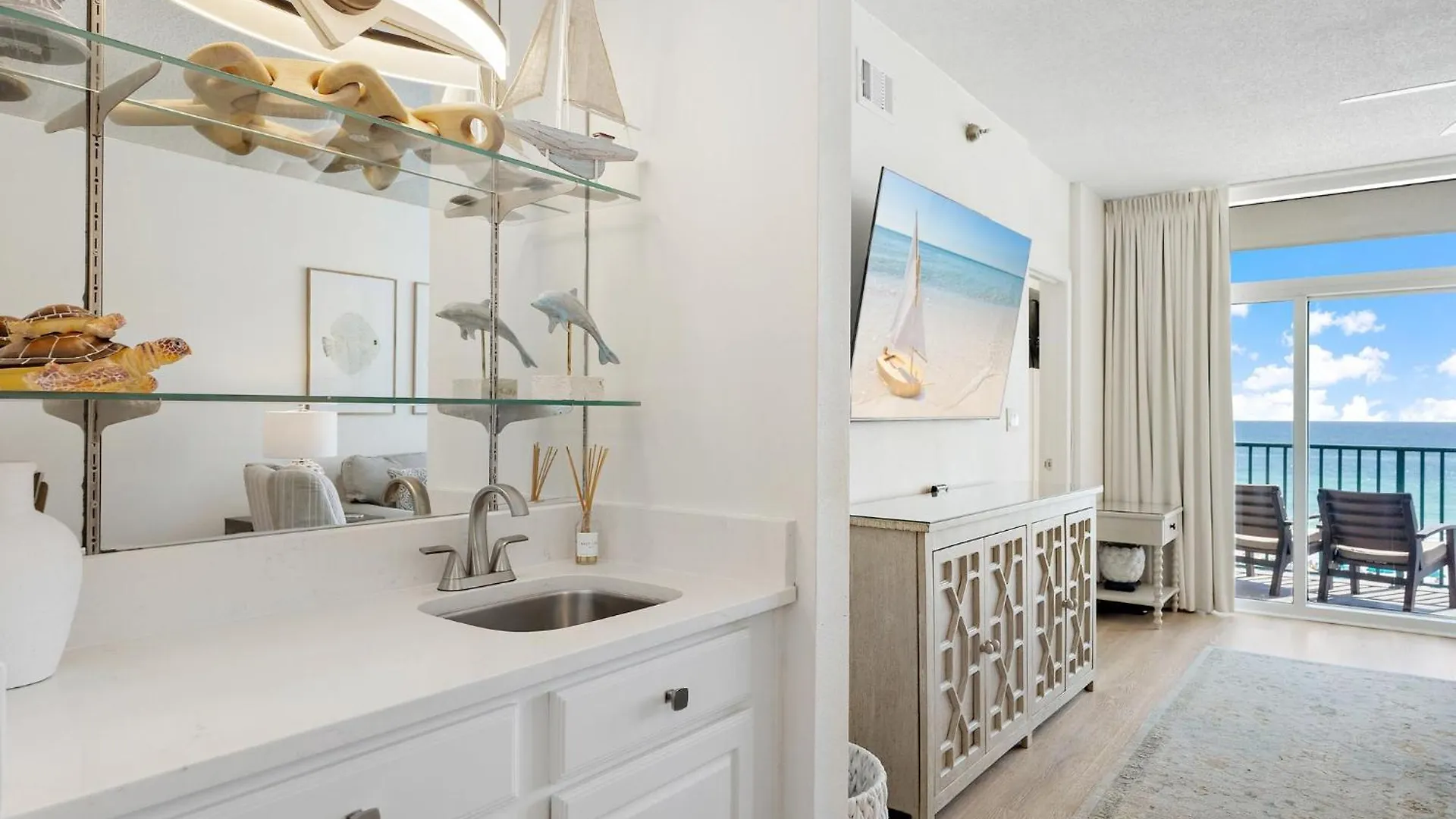 Holiday home Jade East Towers 0430 By Newman-dailey