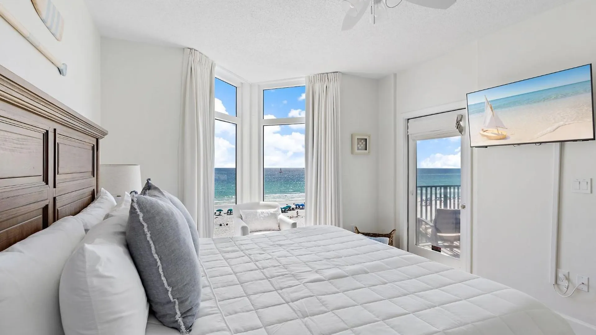 Jade East Towers 0430 By Newman-dailey * Destin