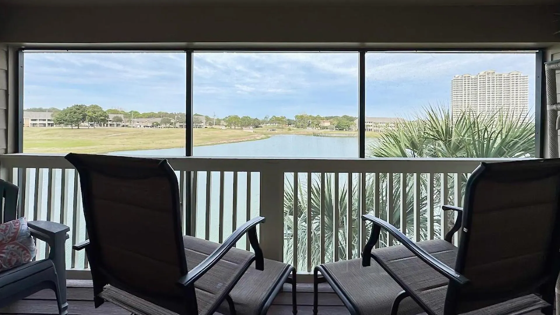 Seascape Lakefront 216 Holiday home *