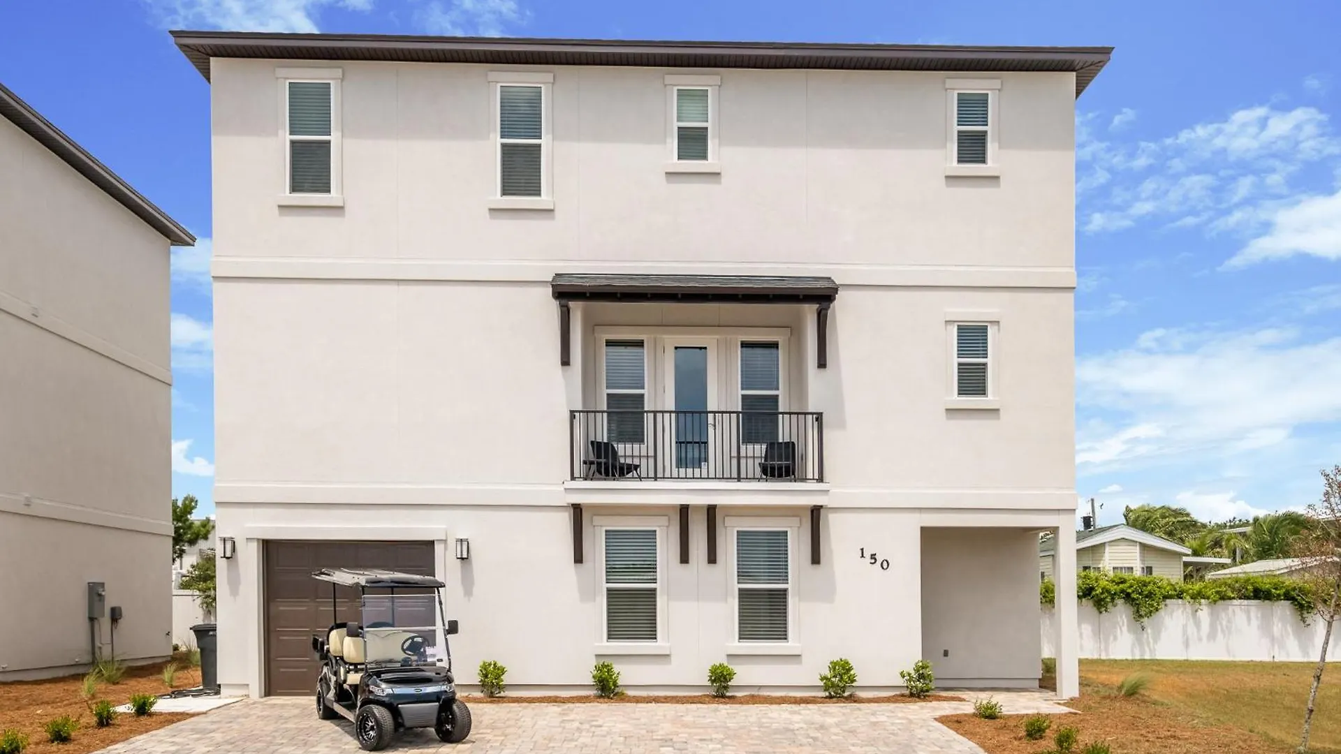 Grand Charm Chateau With Lsv And Heated Pool *