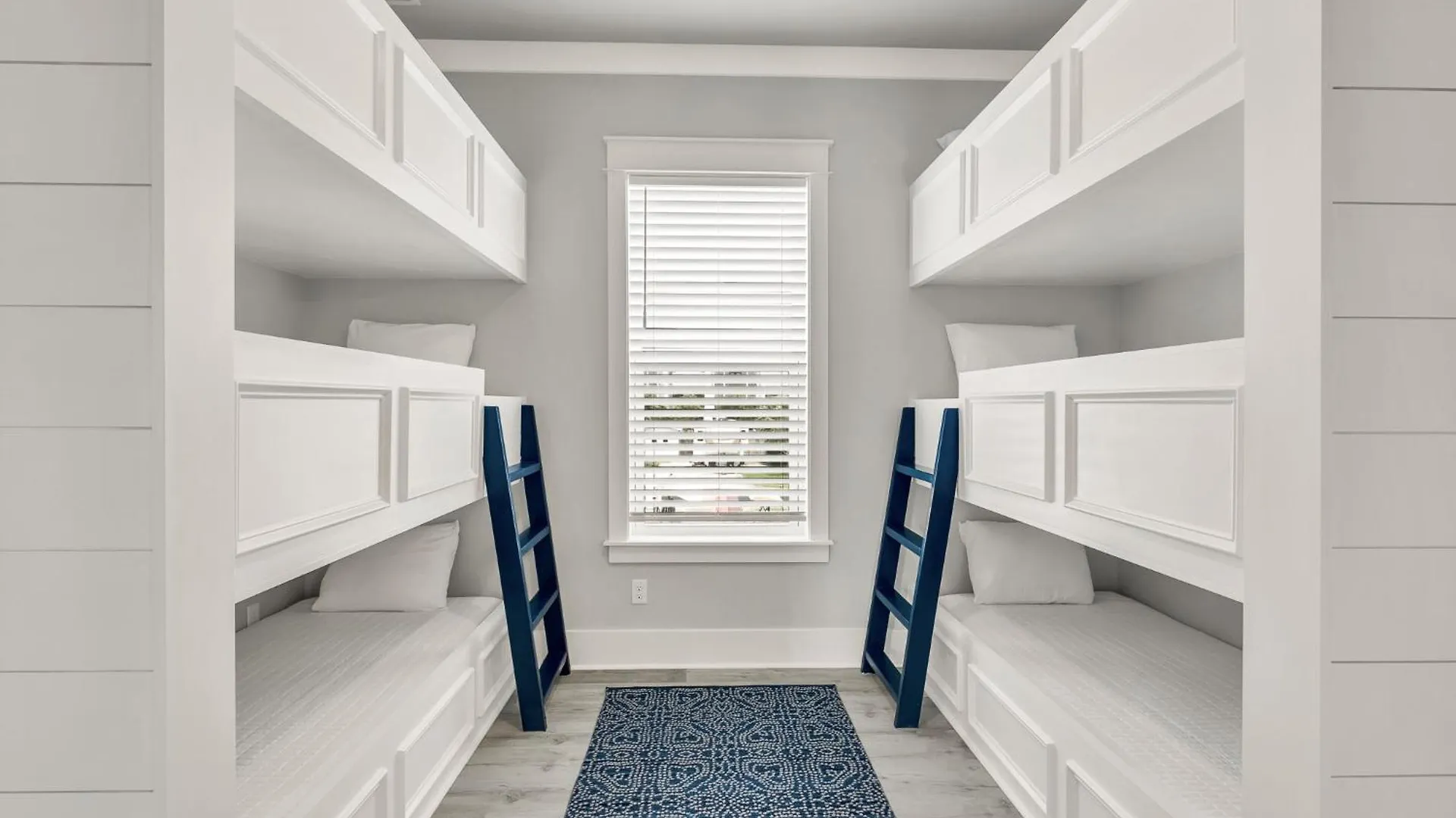Holiday home Grand Charm Chateau With Lsv And Heated Pool Destin