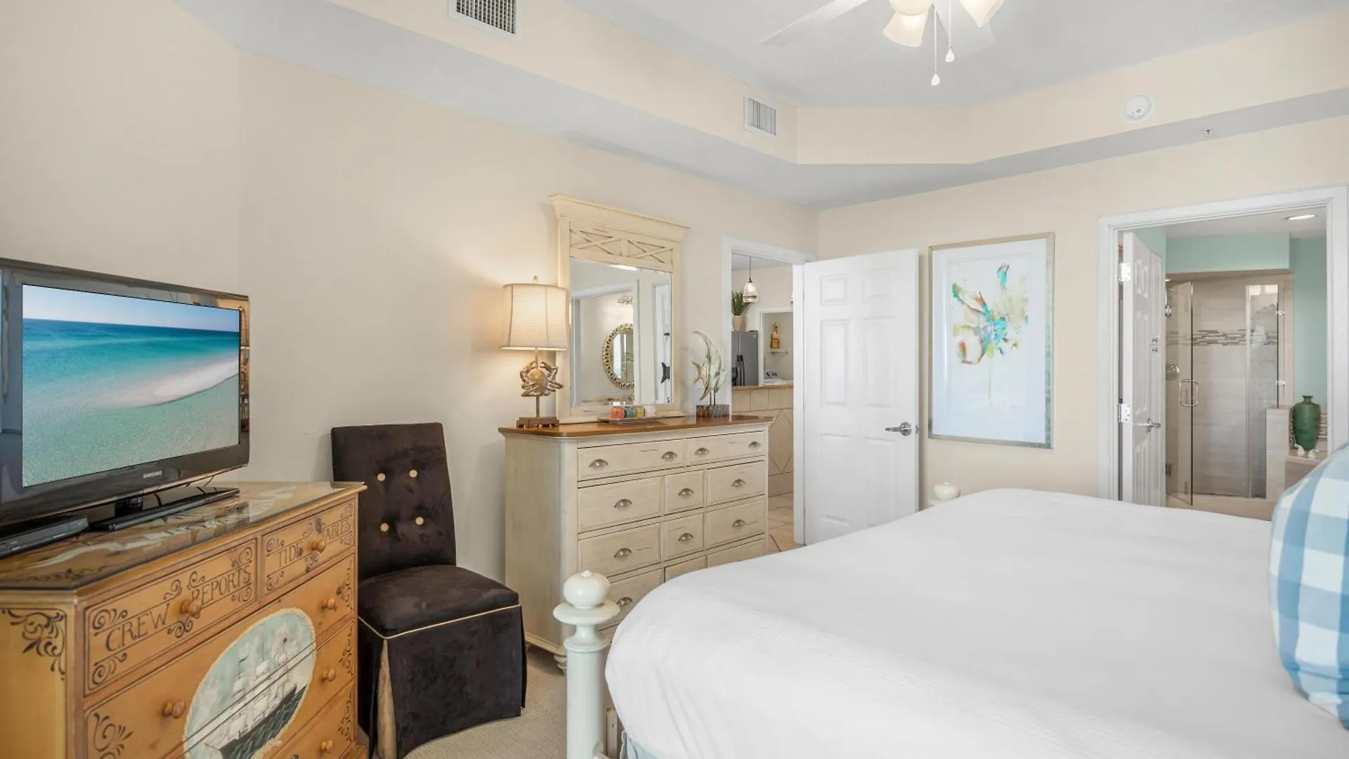 The Crescent 205 Destin