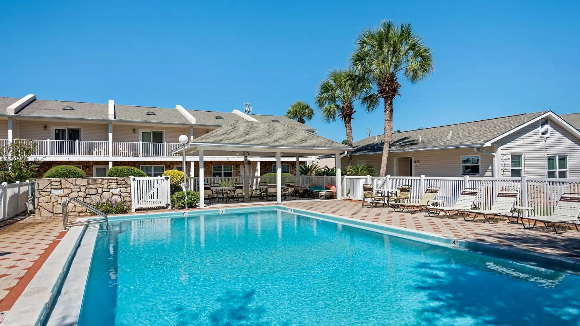 Woodland Shores 11