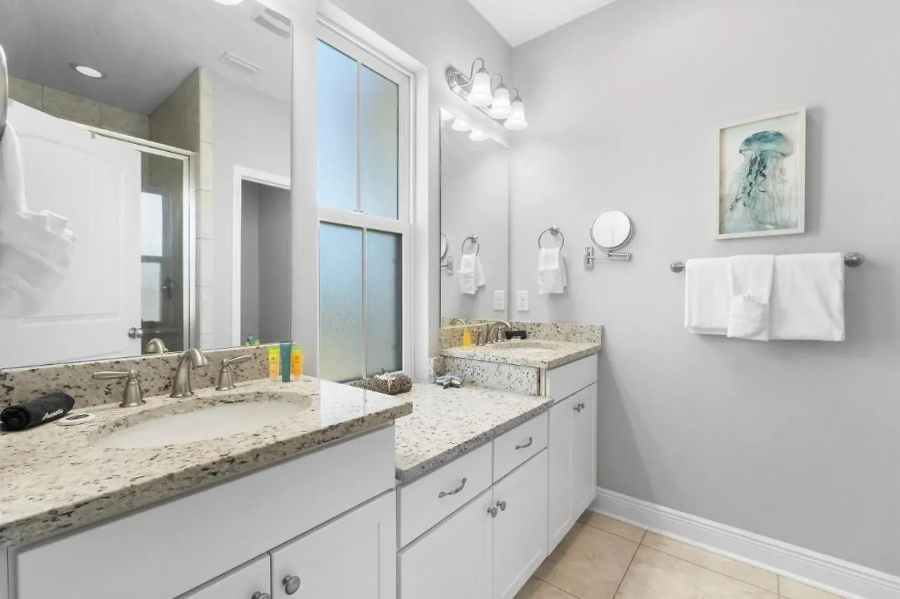 Sandy Feet Retreat Heart Of Community Pool Holiday home Destin