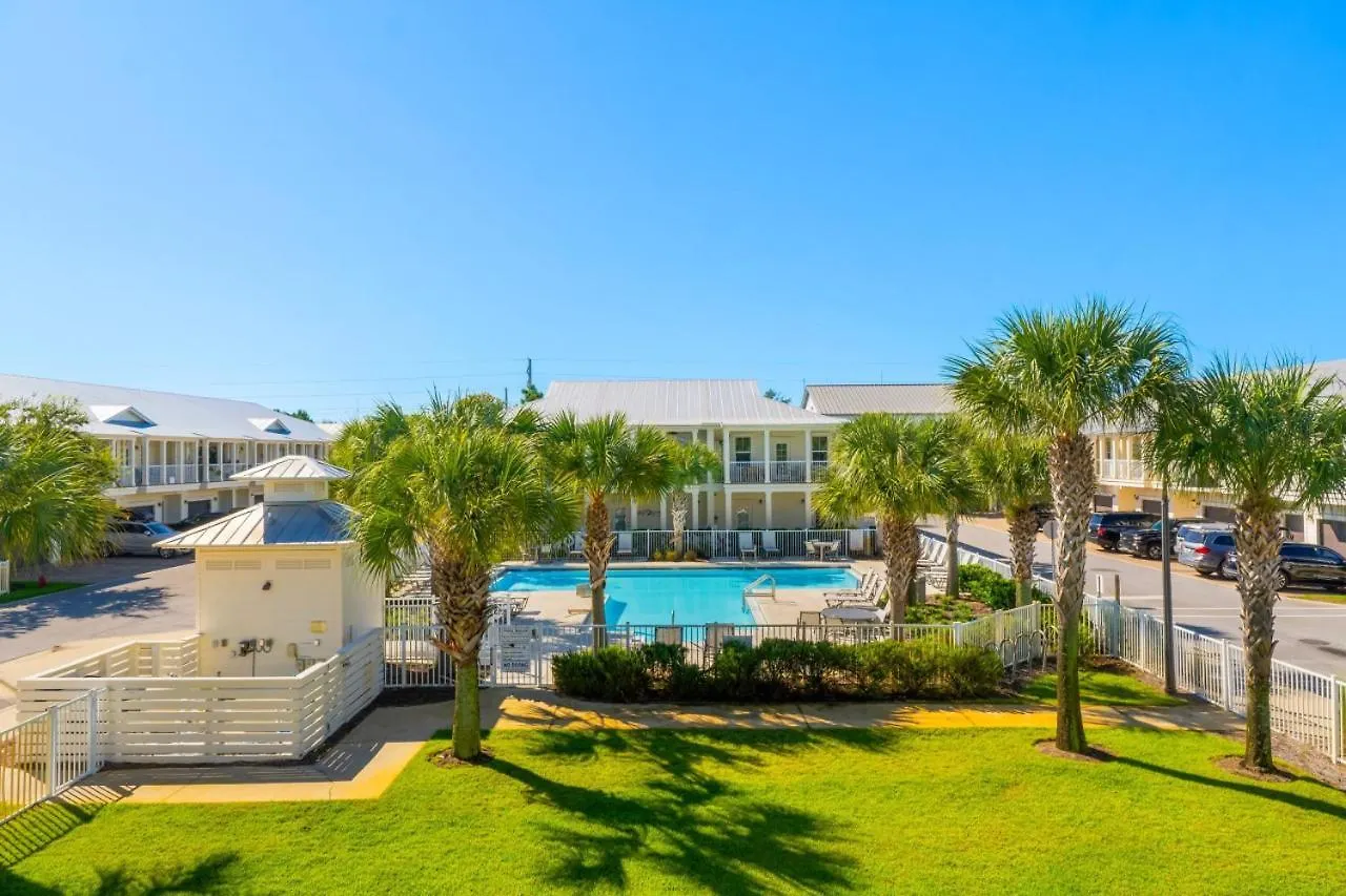 Sandy Feet Retreat Heart Of Community Pool Destin
