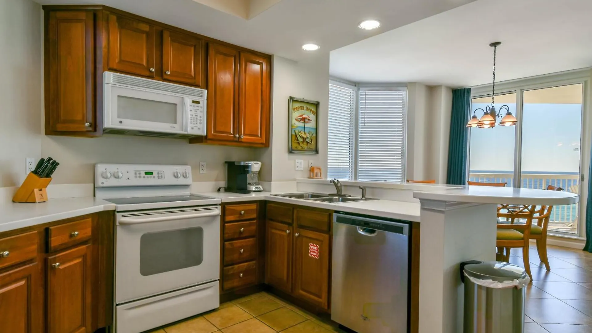 Silver Towers W601 Apartment