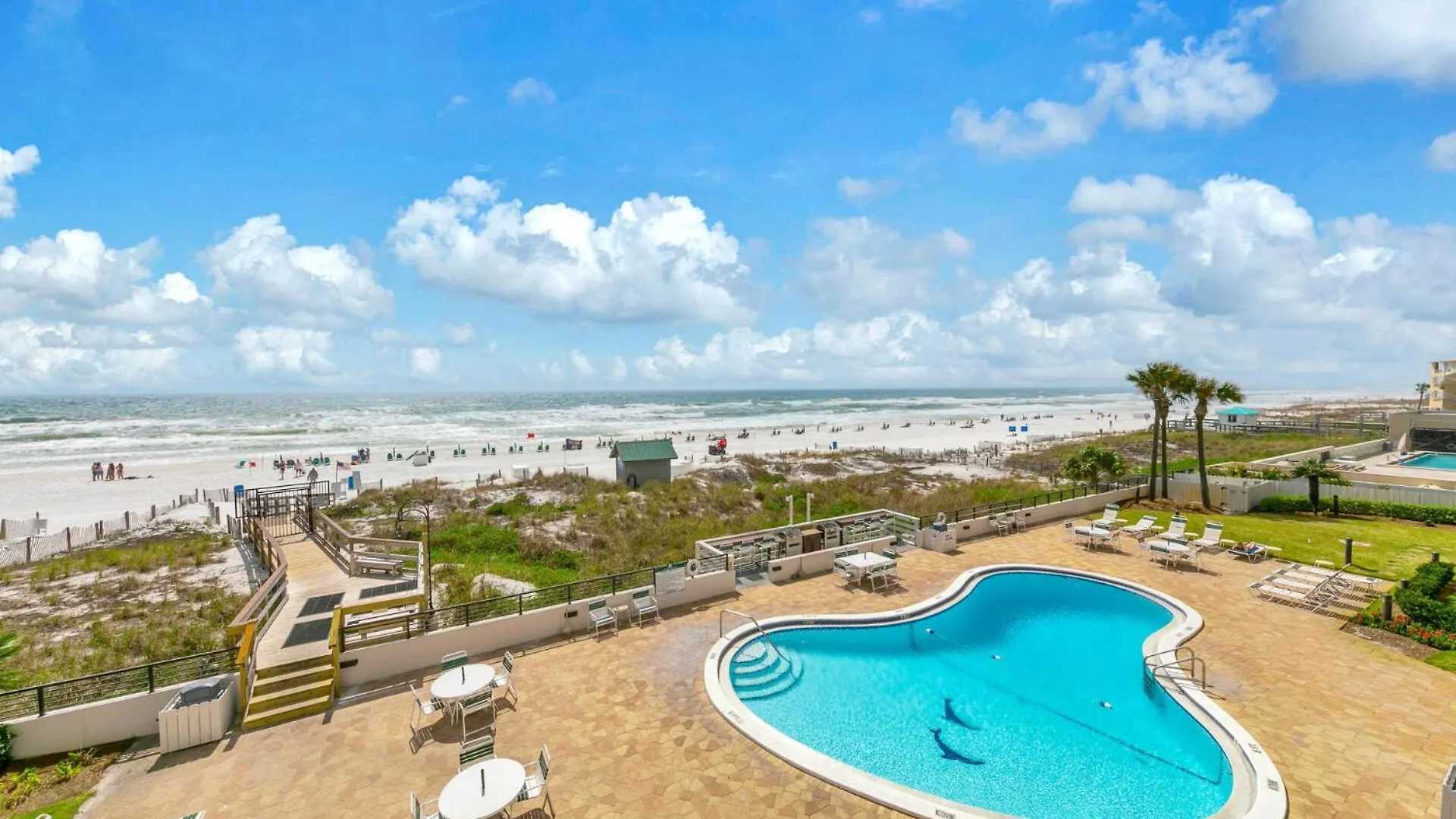 Emerald Towers 302 Front Holiday home *