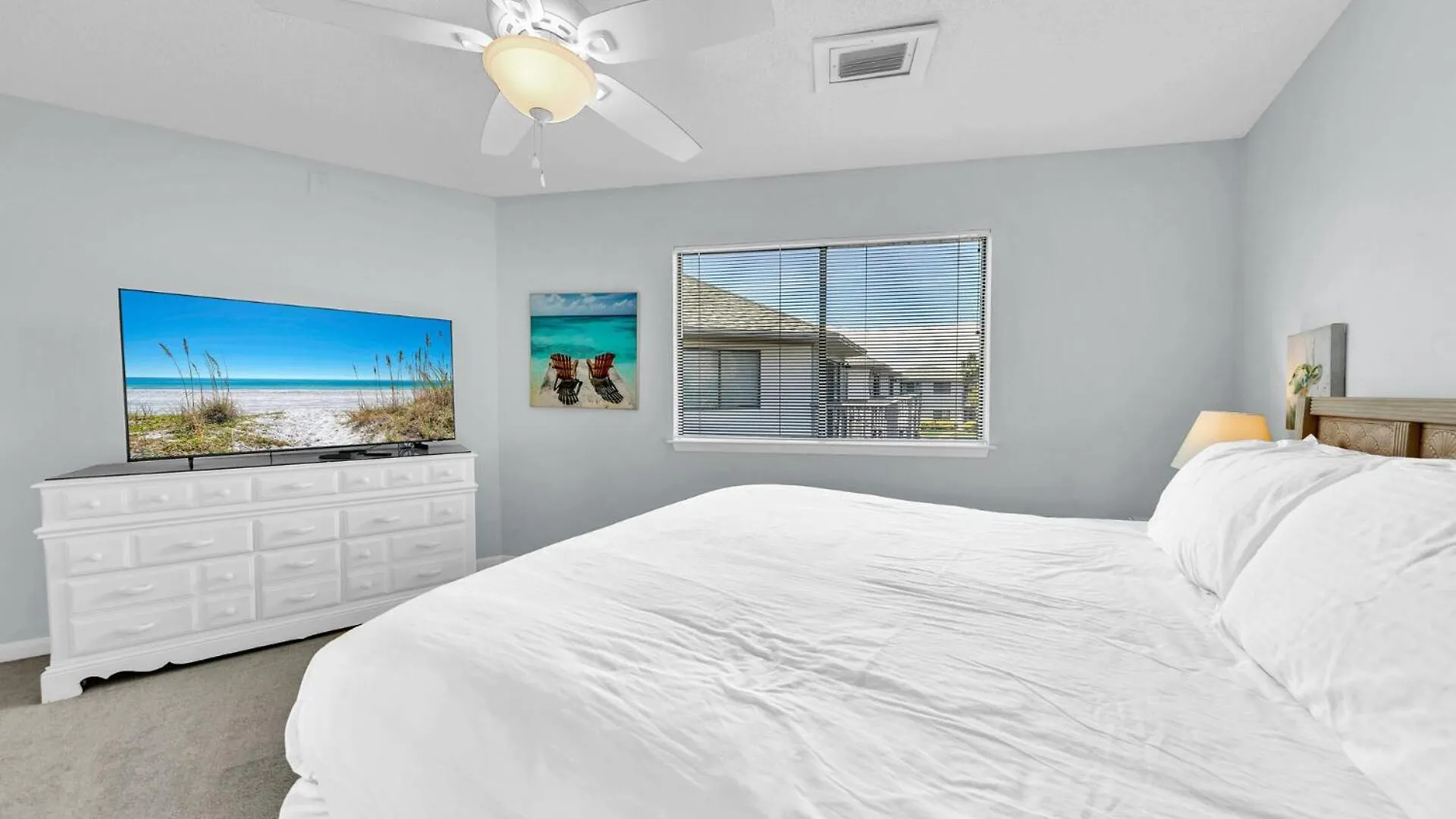 Crystal Village Ii Unit 10b- Close To And Pool! *