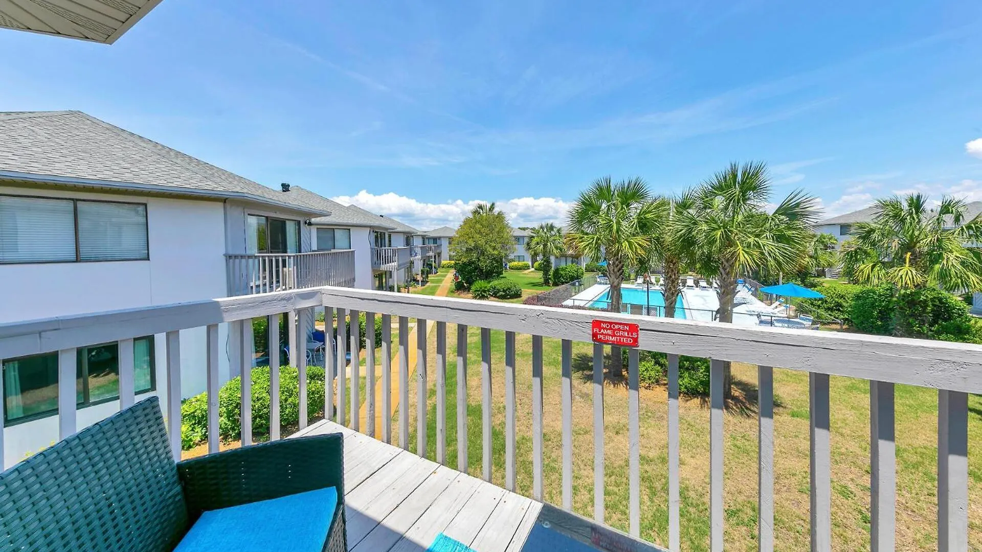 Crystal Village Ii Unit 10b- Close To And Pool! * Destin