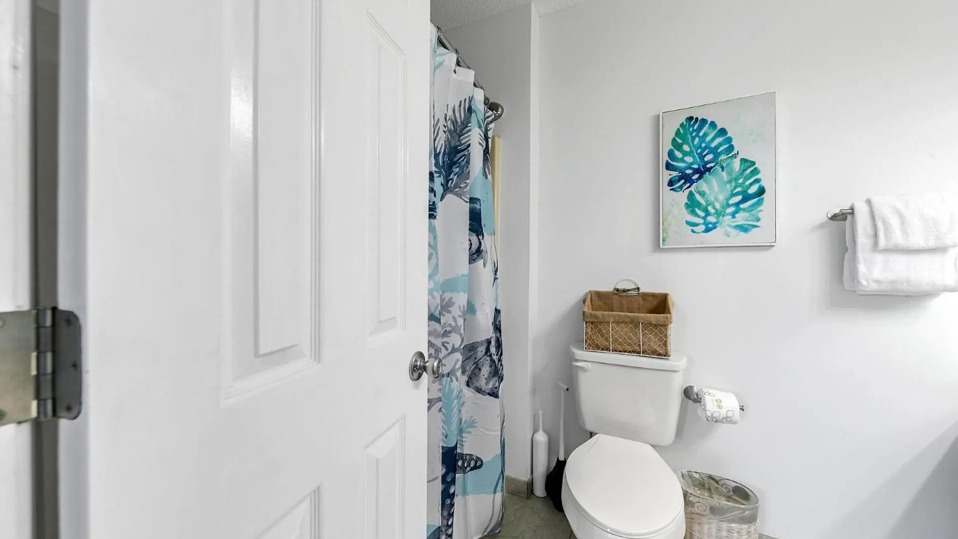 Crystal Village Ii Unit 10b- Close To And Pool! * Destin