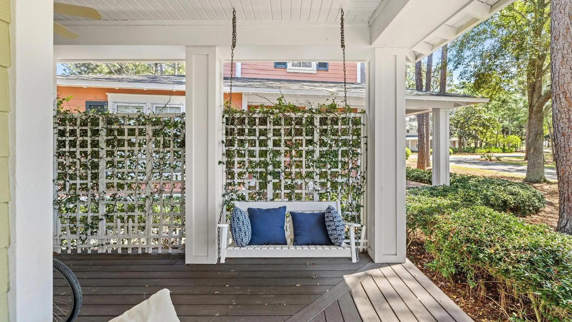 1352 Laurel Grove * Destin