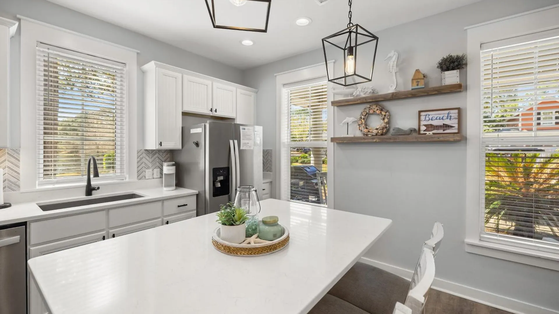 1352 Laurel Grove *