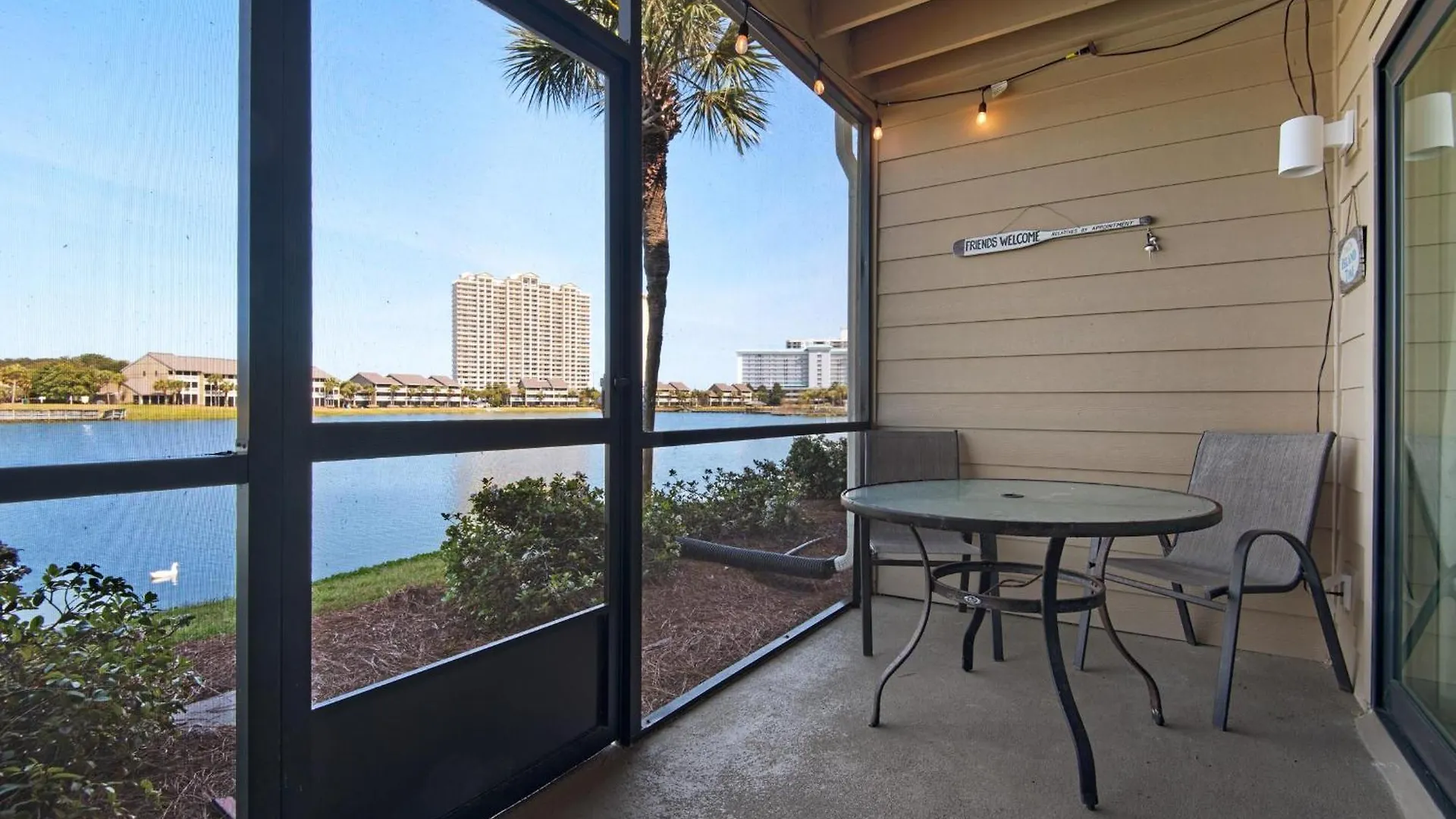 Seascape Lakefront 114- Break *