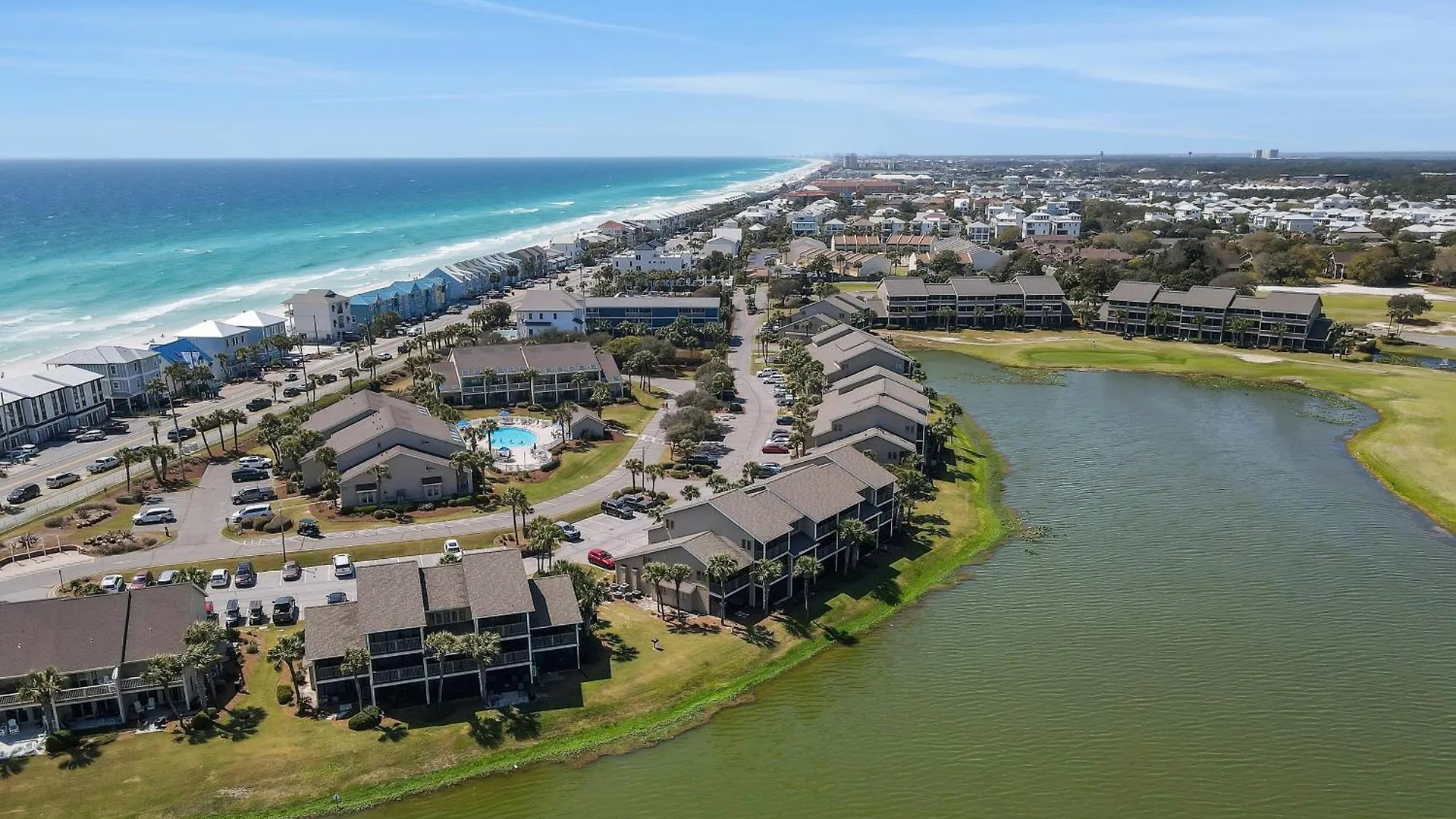 Seascape Lakefront 216 Holiday home