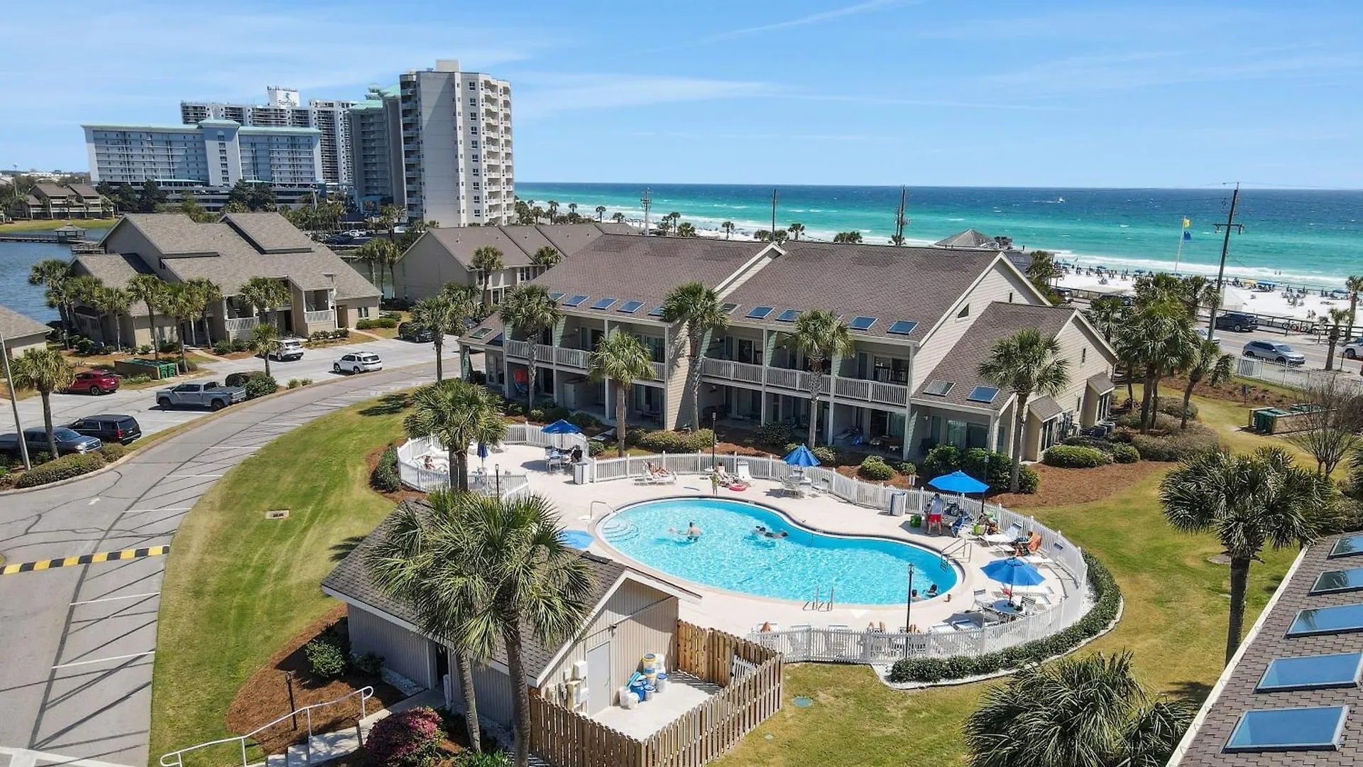Seascape Lakefront 216 Destin