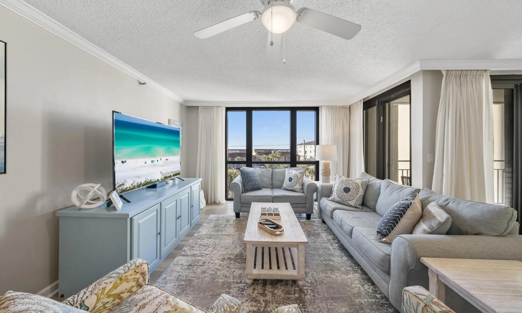 Holiday home Coastal Tides At Enclave 403a *