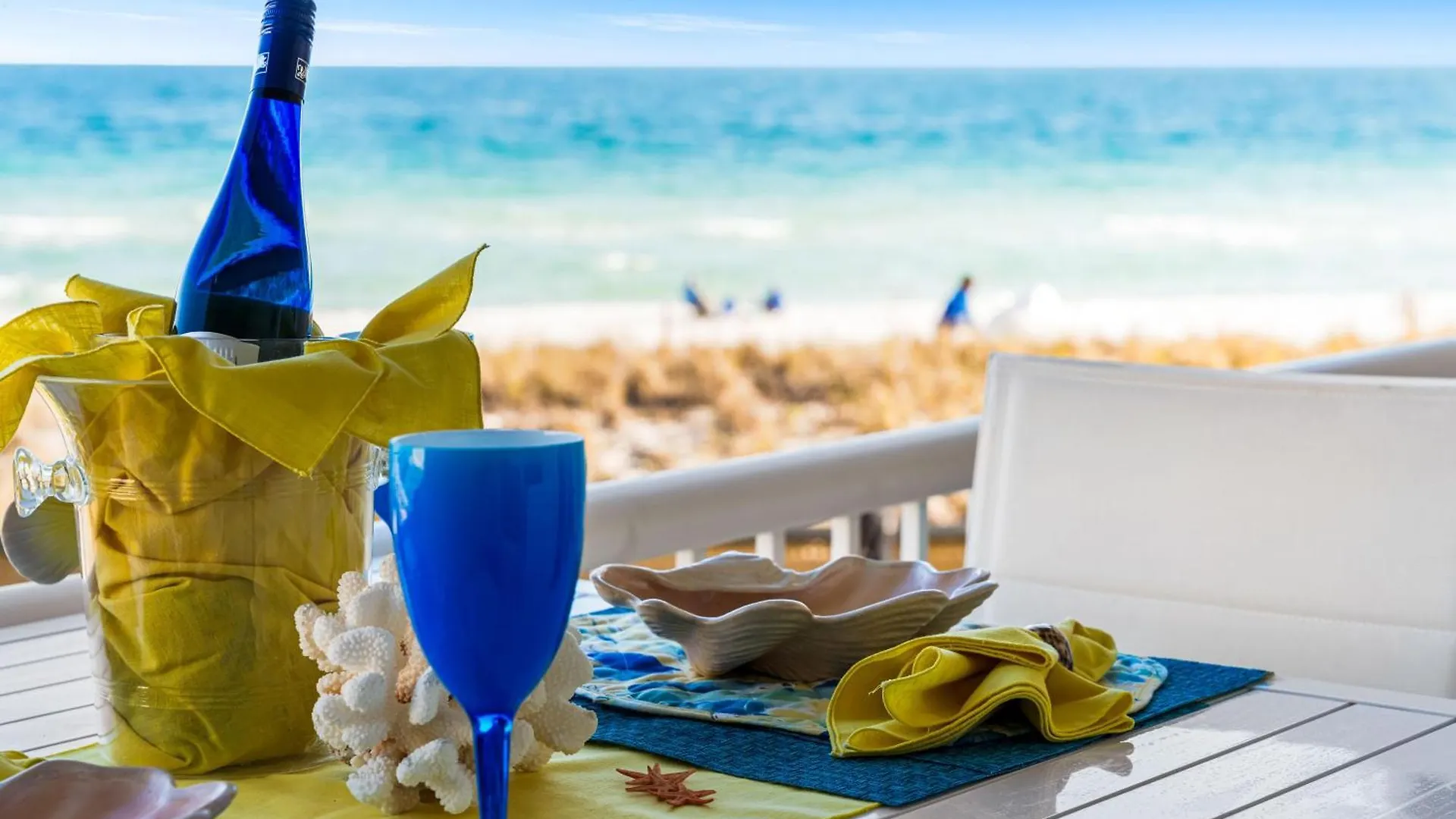Surf And Racquet Unit 203 Holiday home