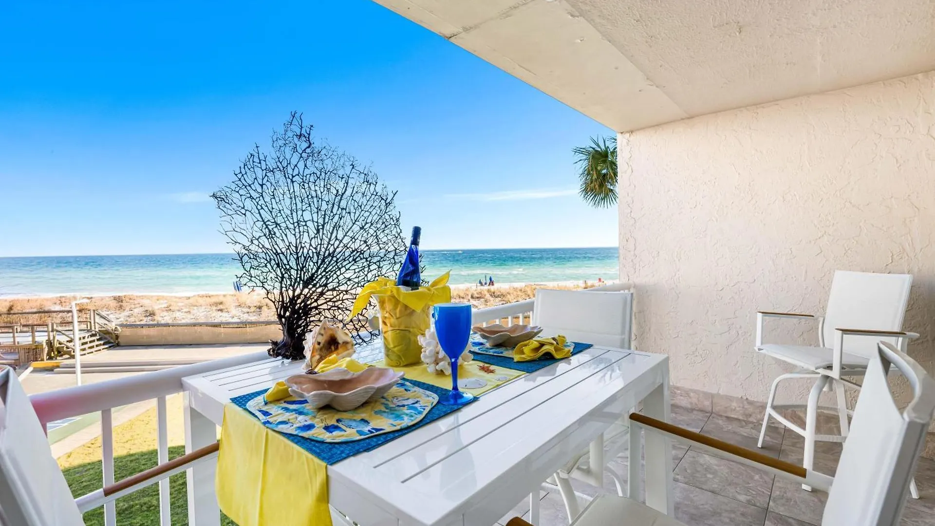 Surf And Racquet Unit 203 Holiday home