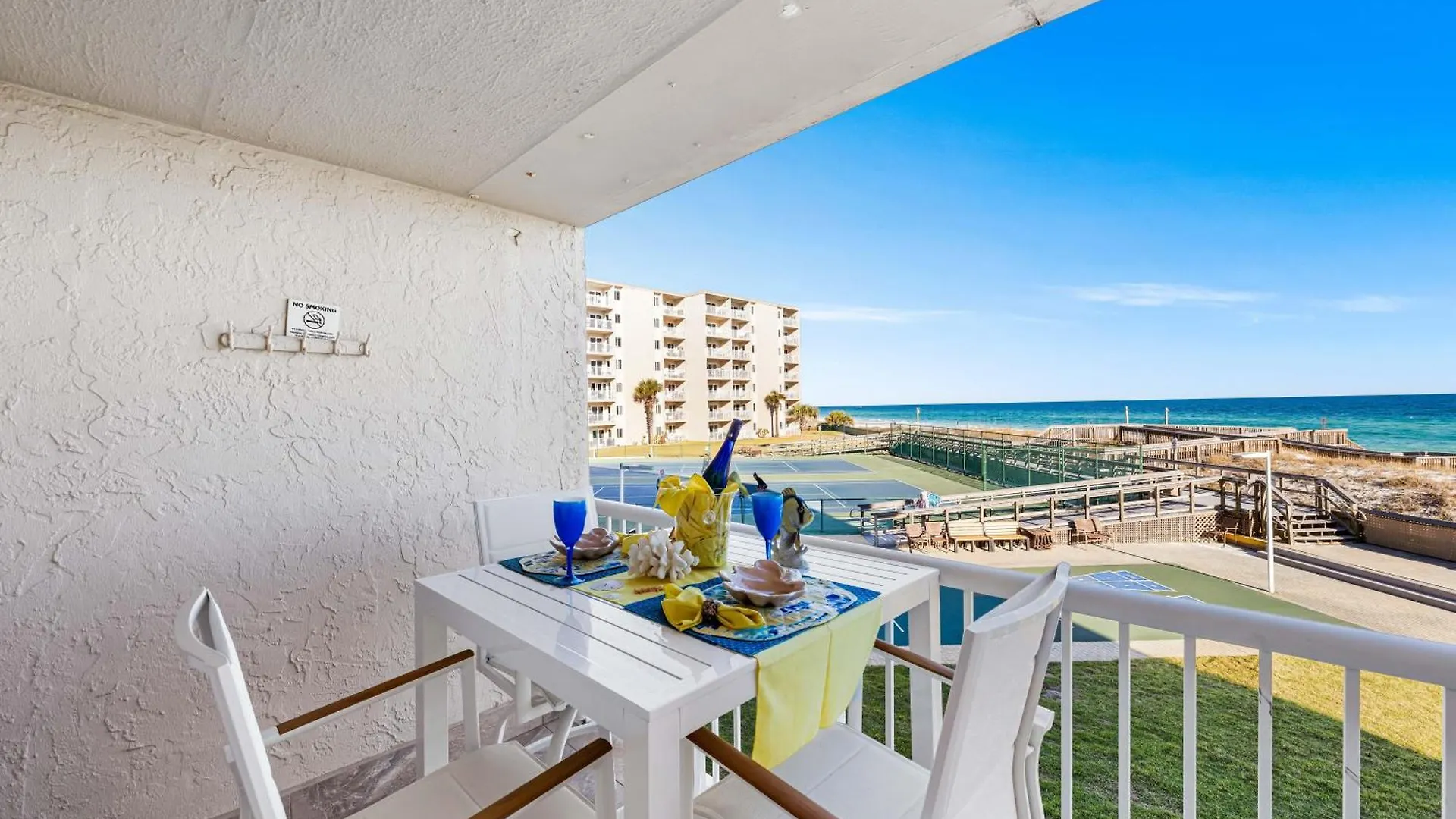 Holiday home Surf And Racquet Unit 203