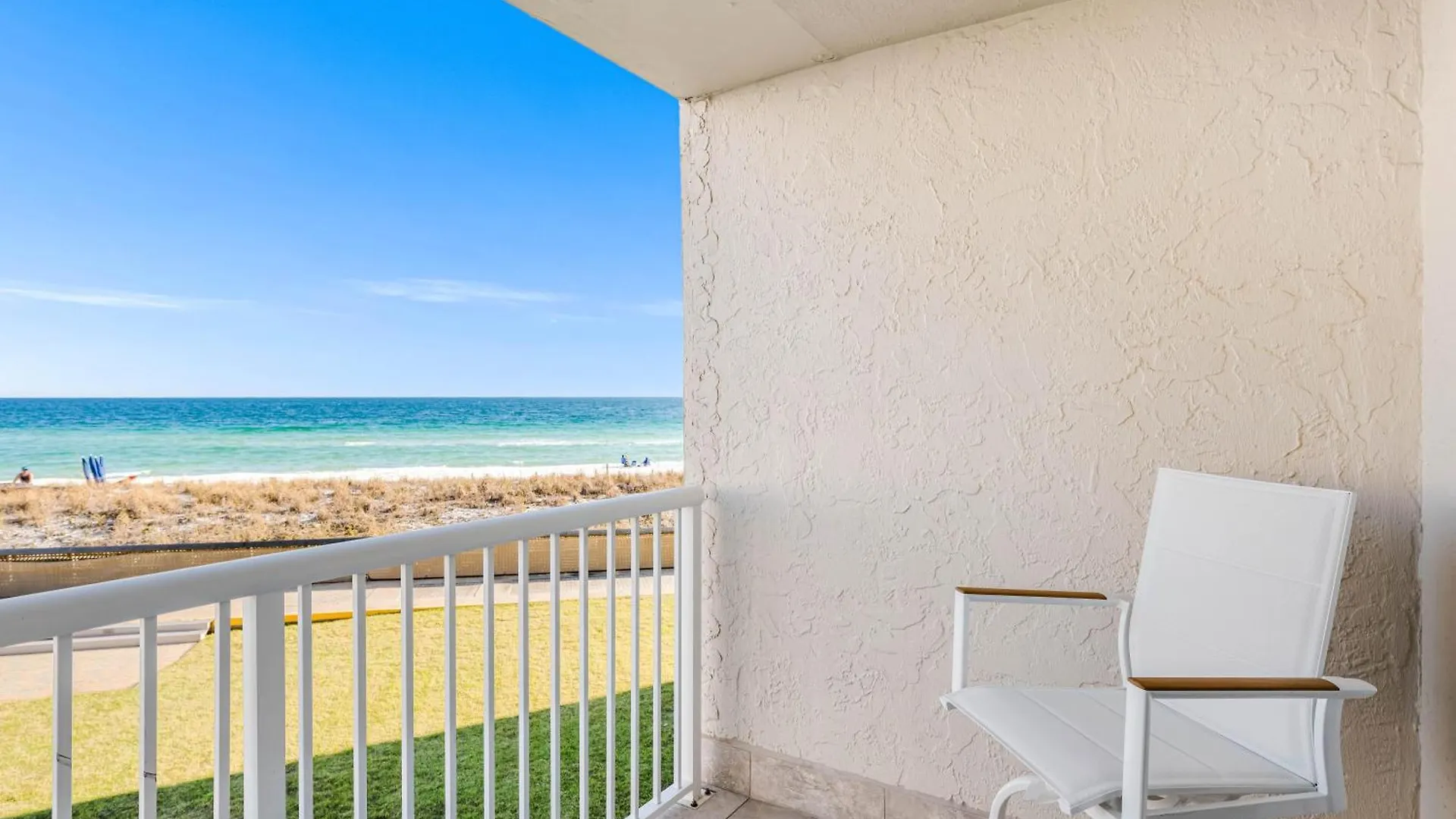 Surf And Racquet Unit 203 * Destin