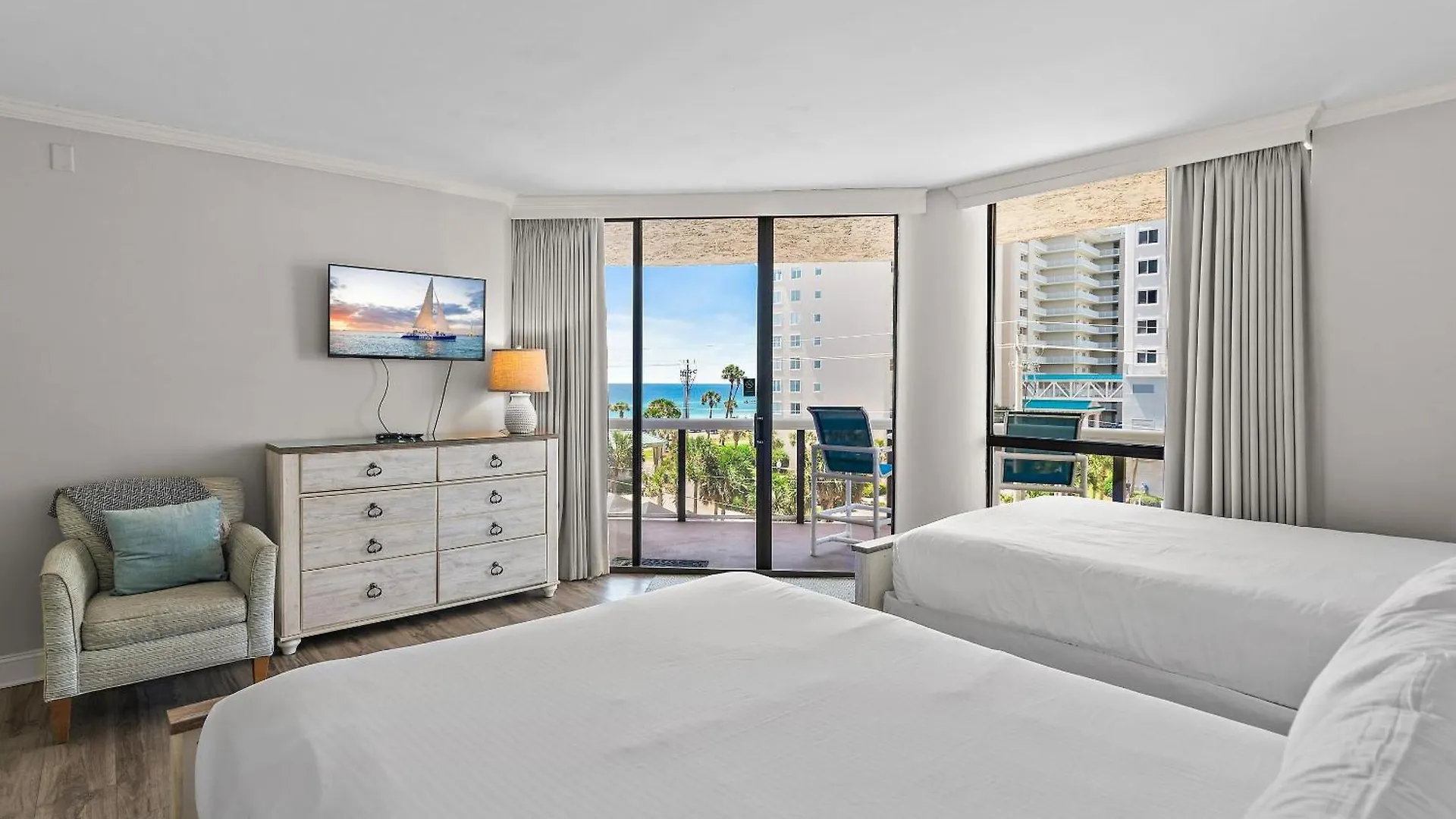 Surfside #208- Emerald Dreams * Destin