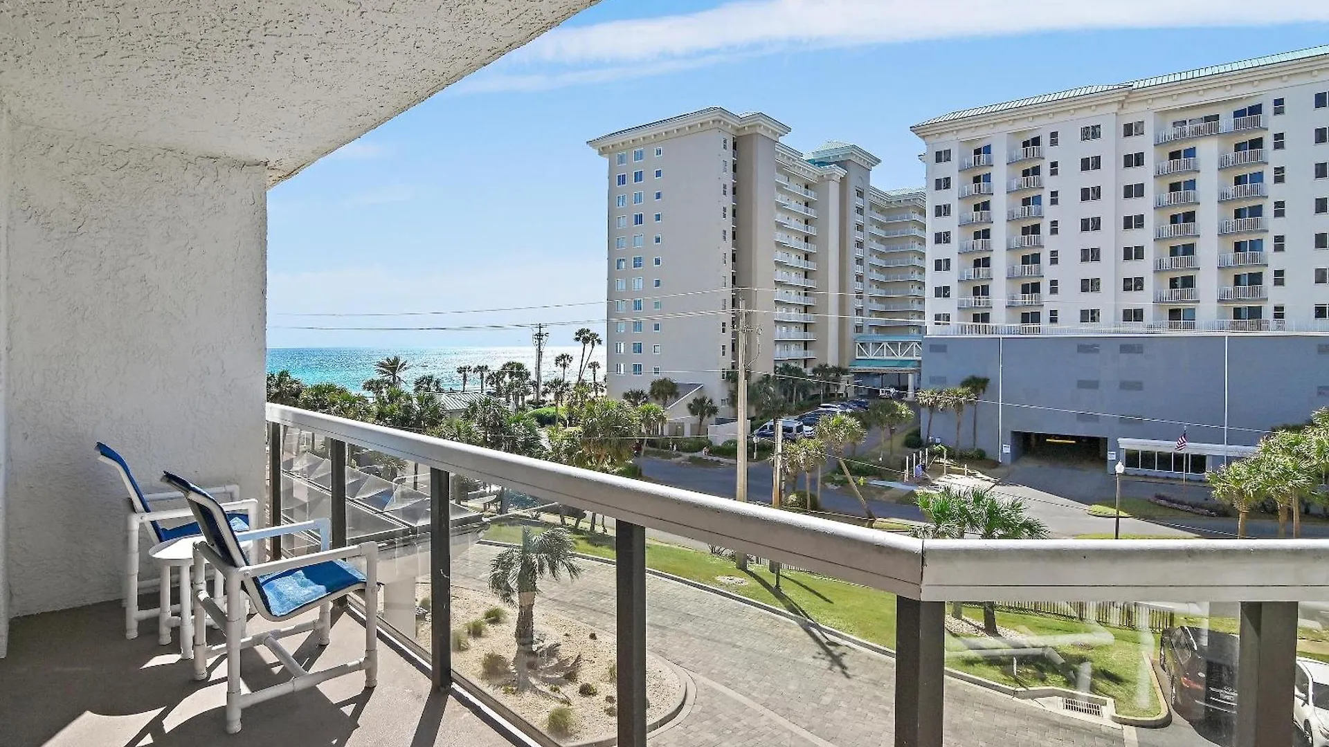 Surfside #208- Emerald Dreams Semesterbostad *