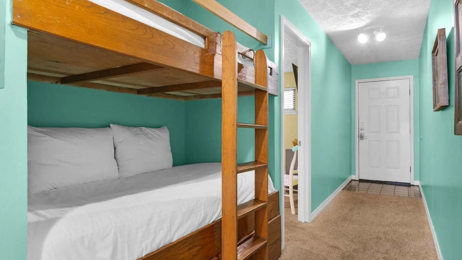 Apartment Crystal A-2 Destin