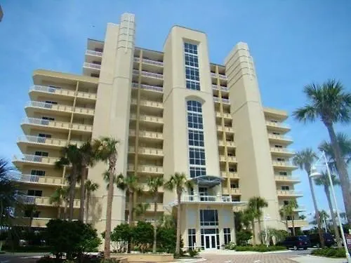 Harbor Landing By Isle