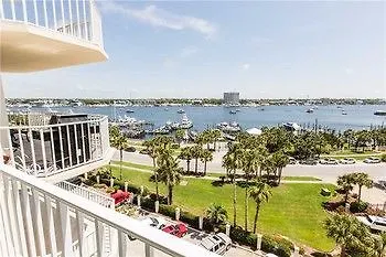 Waterview Towers Yacht Club By Hi
