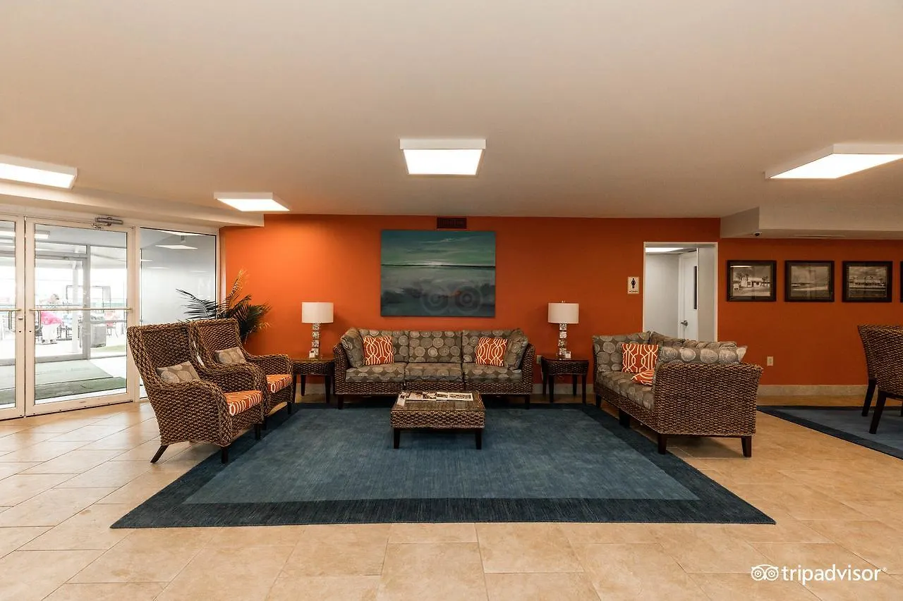 Holiday Surf And Racquet Club Апартаменты