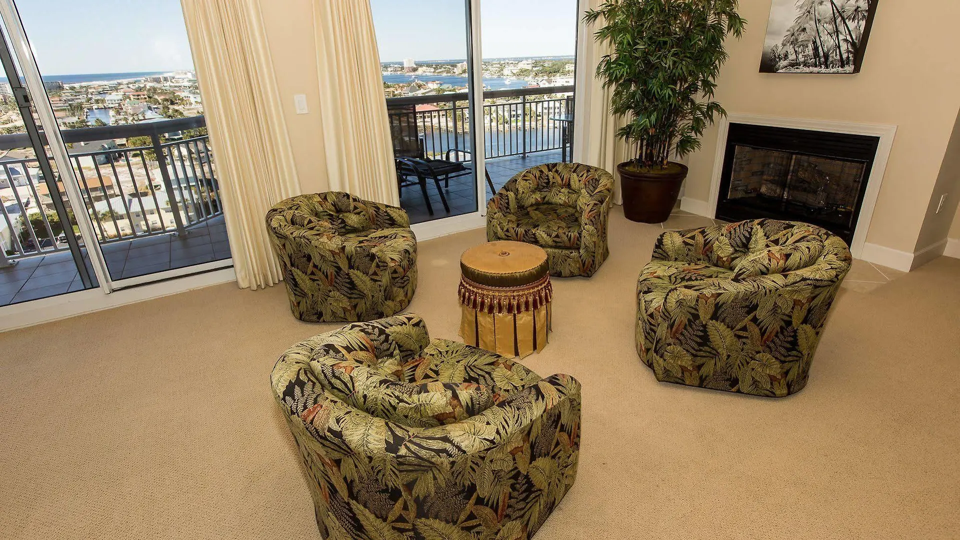 호텔 Harbor Landing By Isle 4*