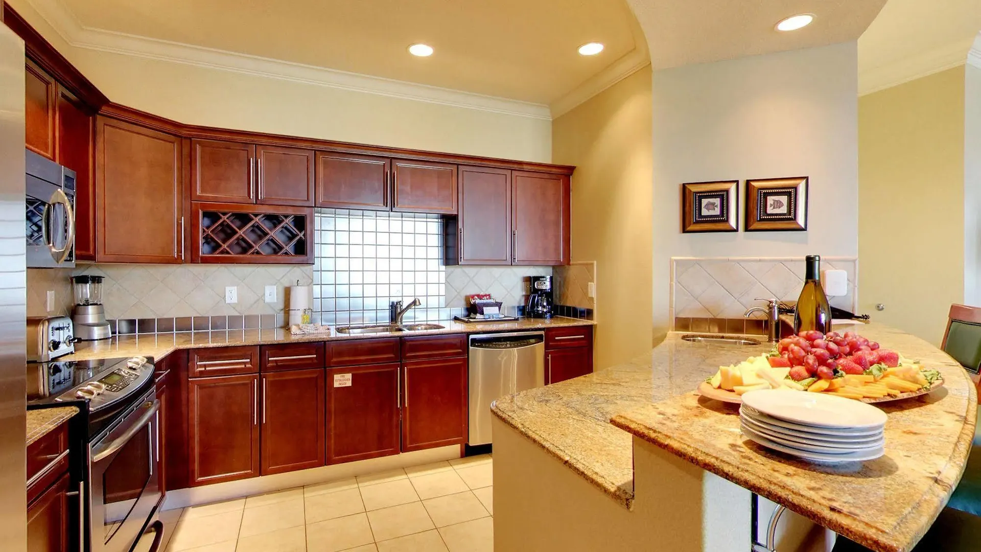 Emerald Grande At Harborwalk Village 3* Destin