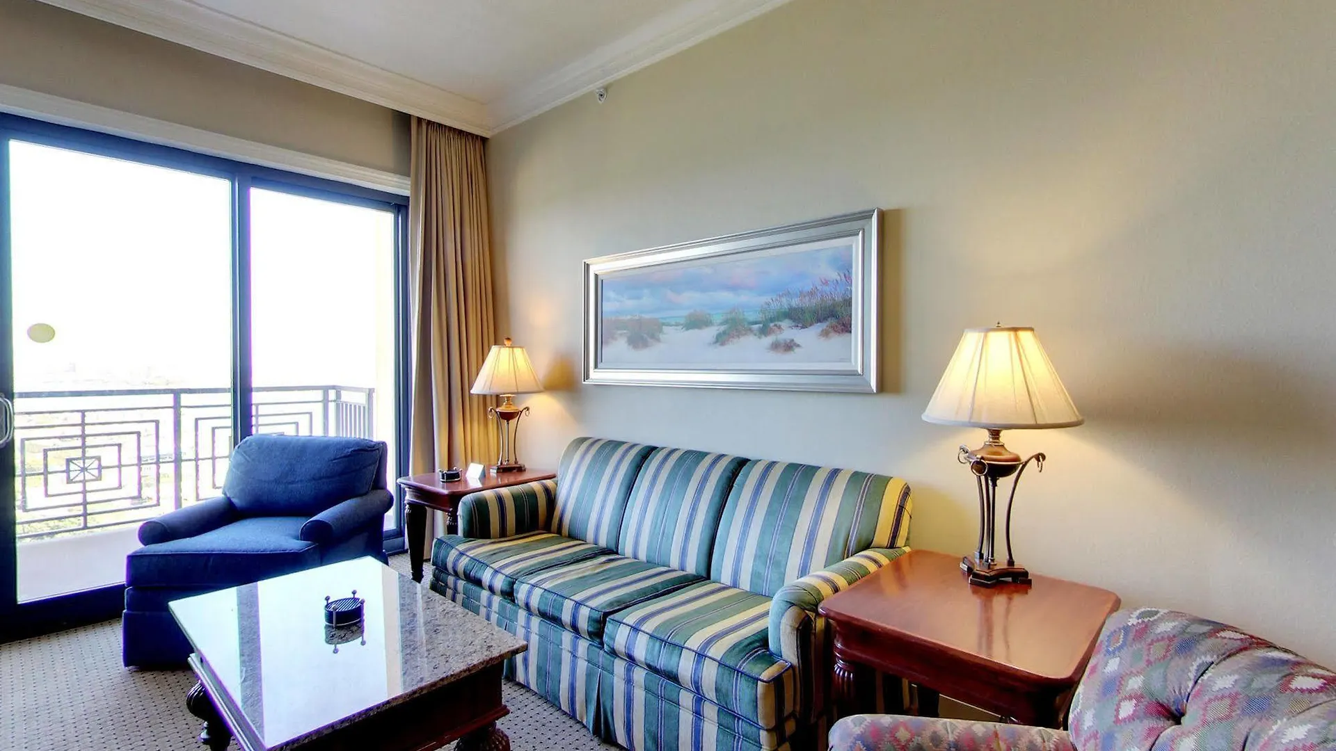 Hotel Emerald Grande At Harborwalk Village