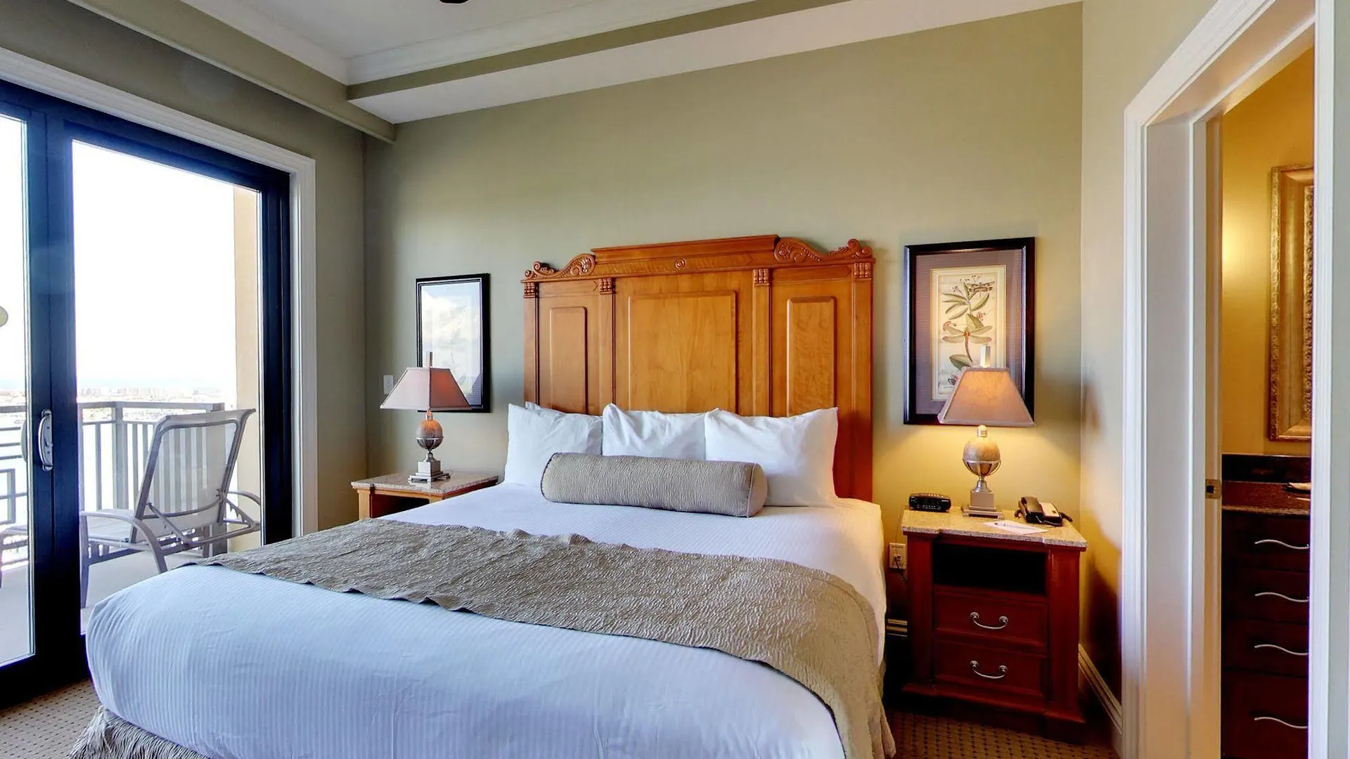 Emerald Grande At Harborwalk Village Destin
