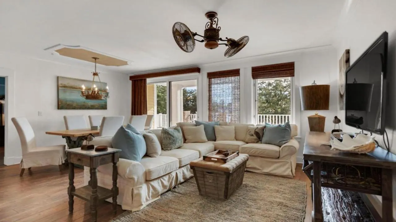 Διαμέρισμα Observation Point North #252-4 *