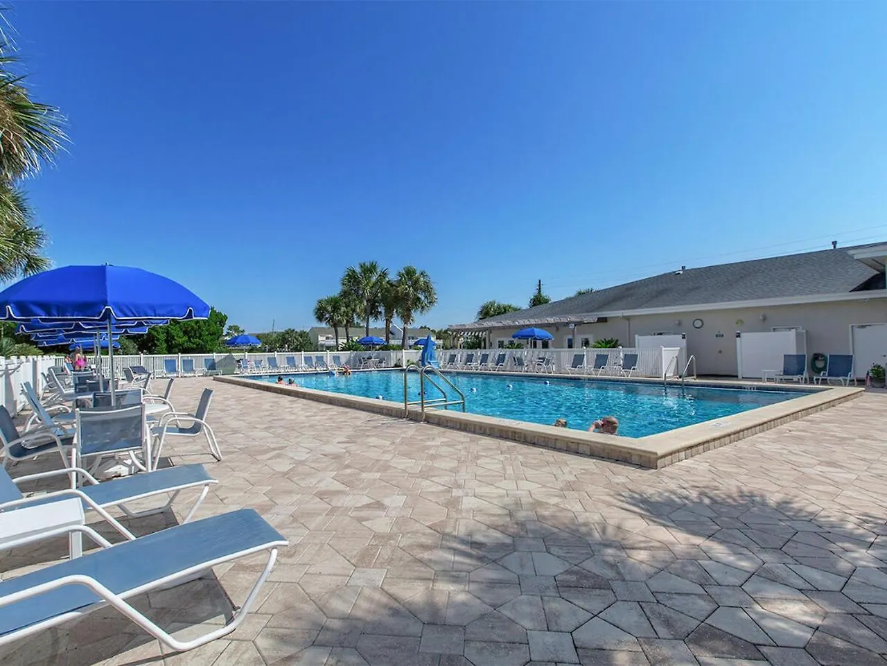 Shoreline Towers 3063 Apartman *