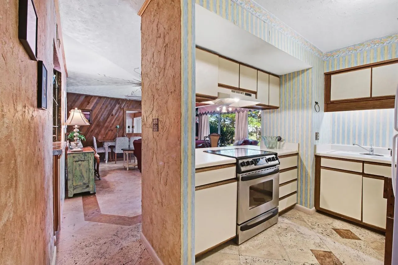 Gulf Terrace 181 Apartment