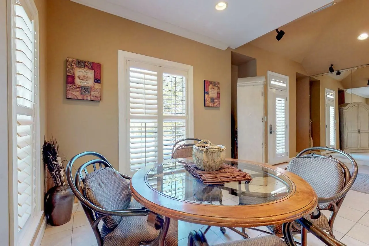 2 Bed 2 Bath Vacation In Holiday home Destin