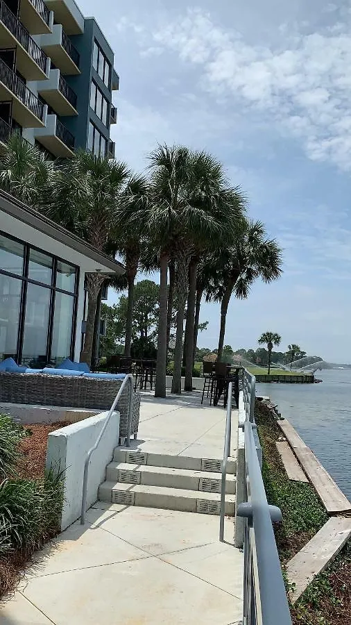 Bayside At Sandestin 데스틴