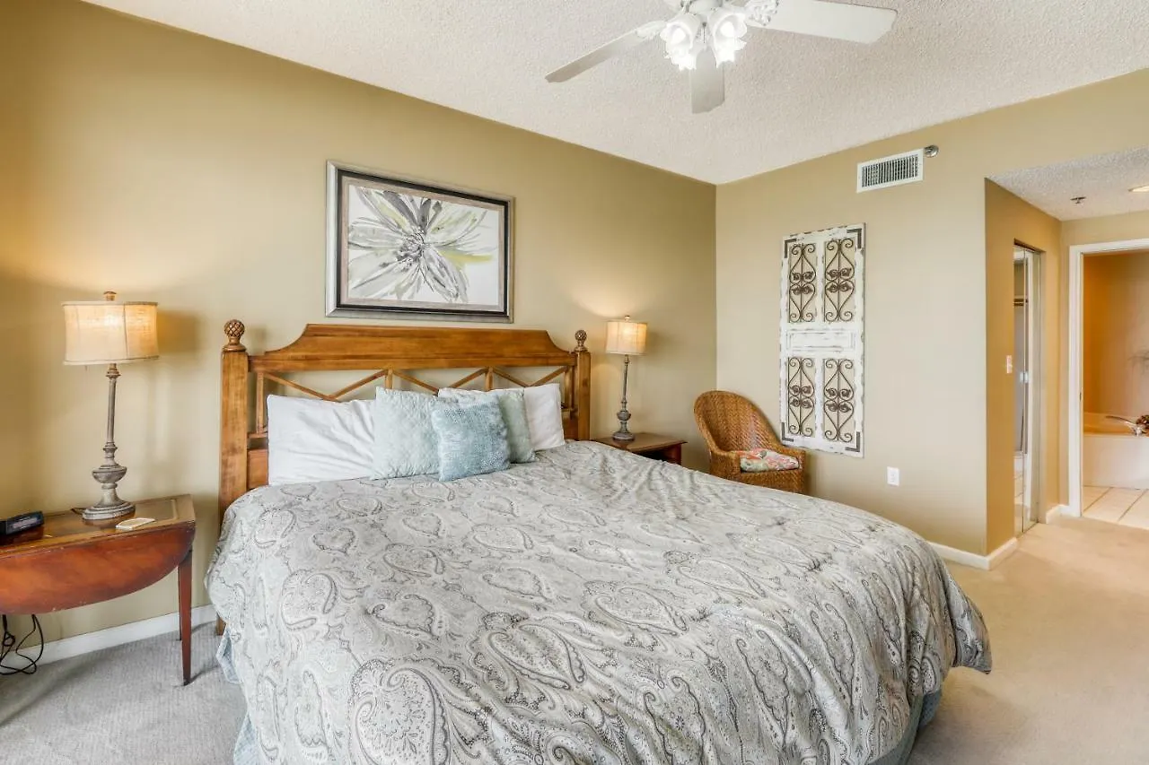 Sterling Sands 405