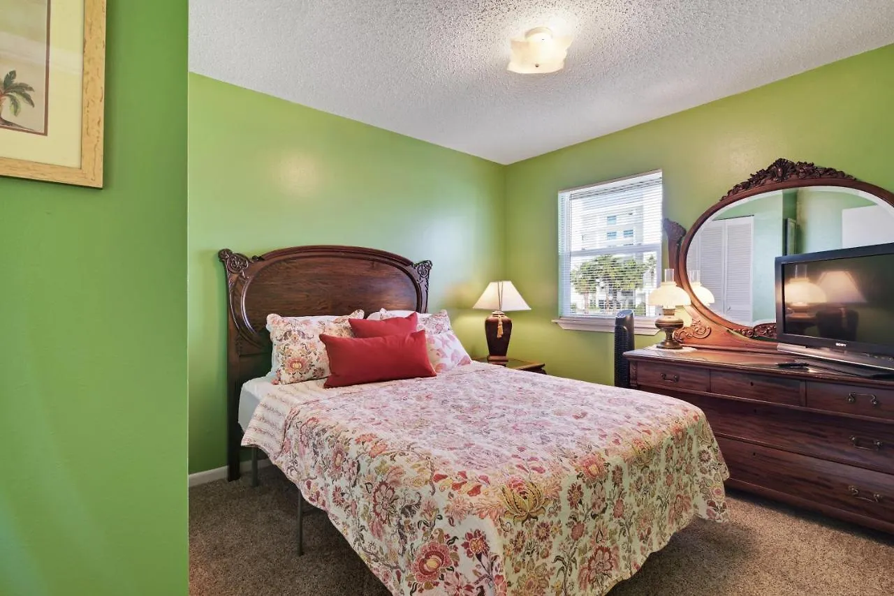 Canal Place #8 Apartamento