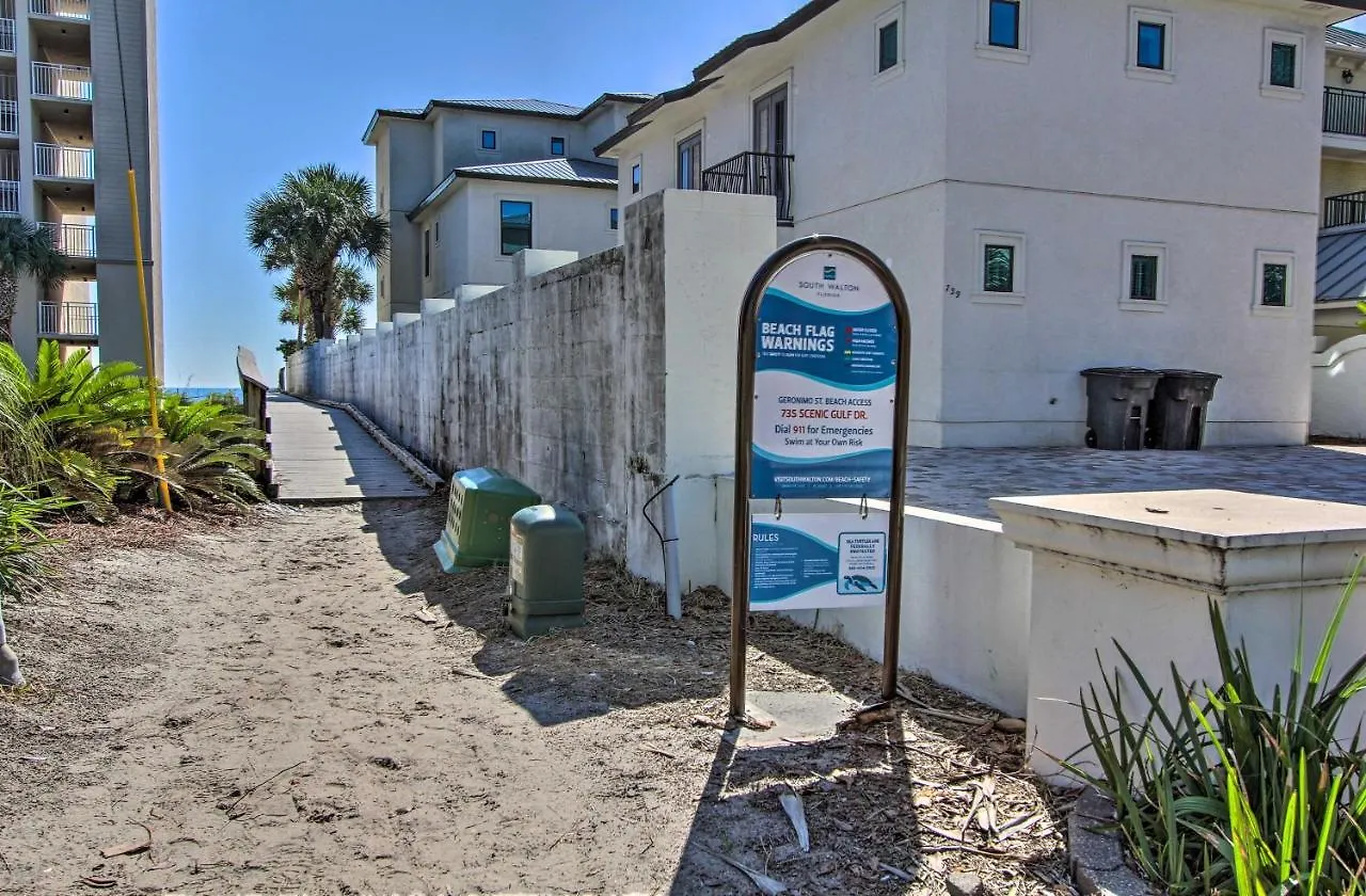 With Community Pool Less Than 1 Mile To Miramar Beach! Destin