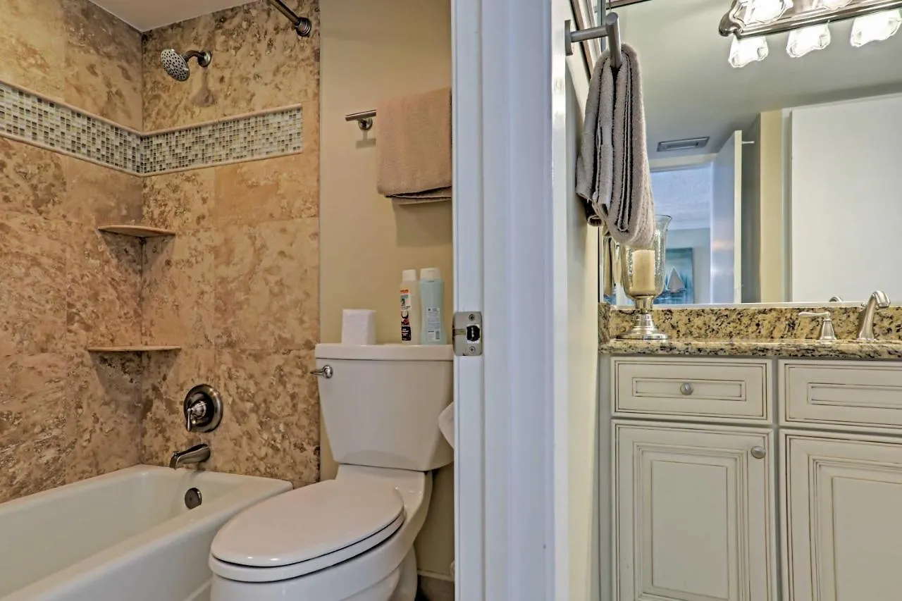 Oceanfront Miramar Beach With Amenities! Апартаменты Дестин