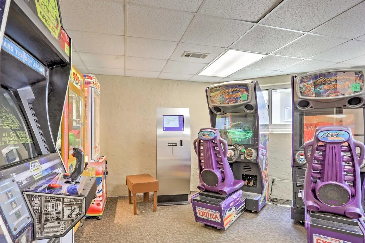Oceanfront Miramar Beach With Amenities!