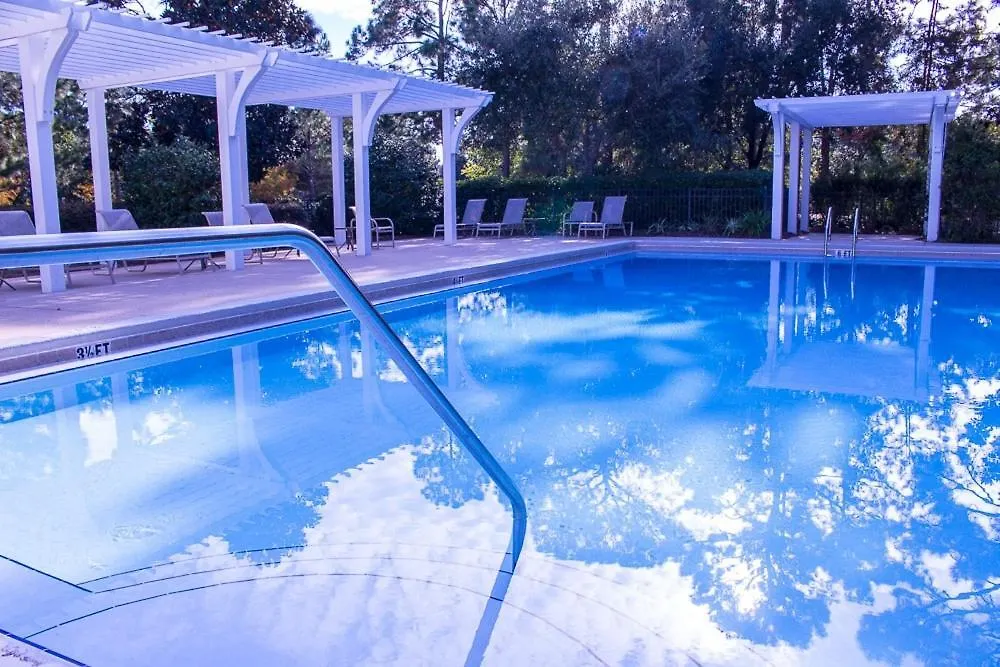 1366 Laurel Grove * Destin