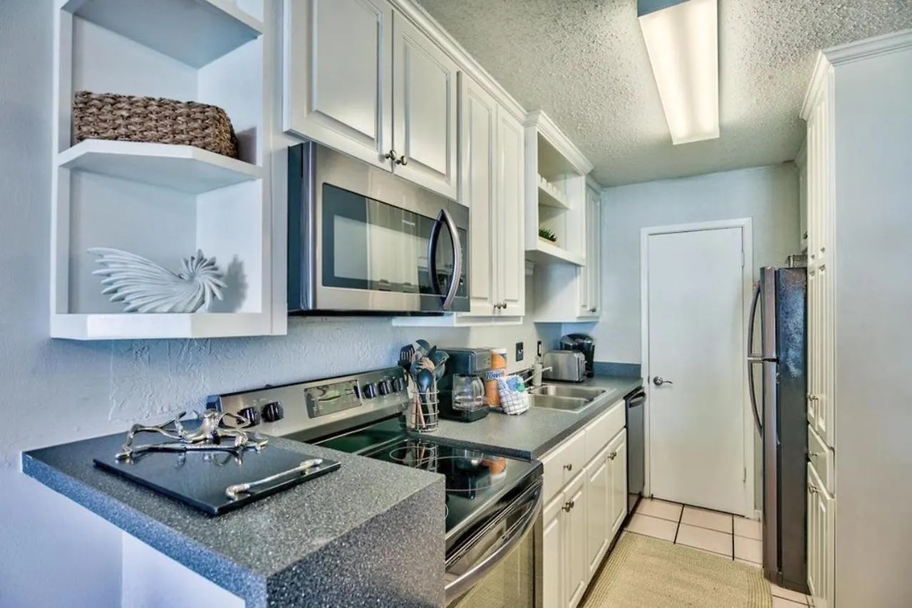 Apartment Tradewinds