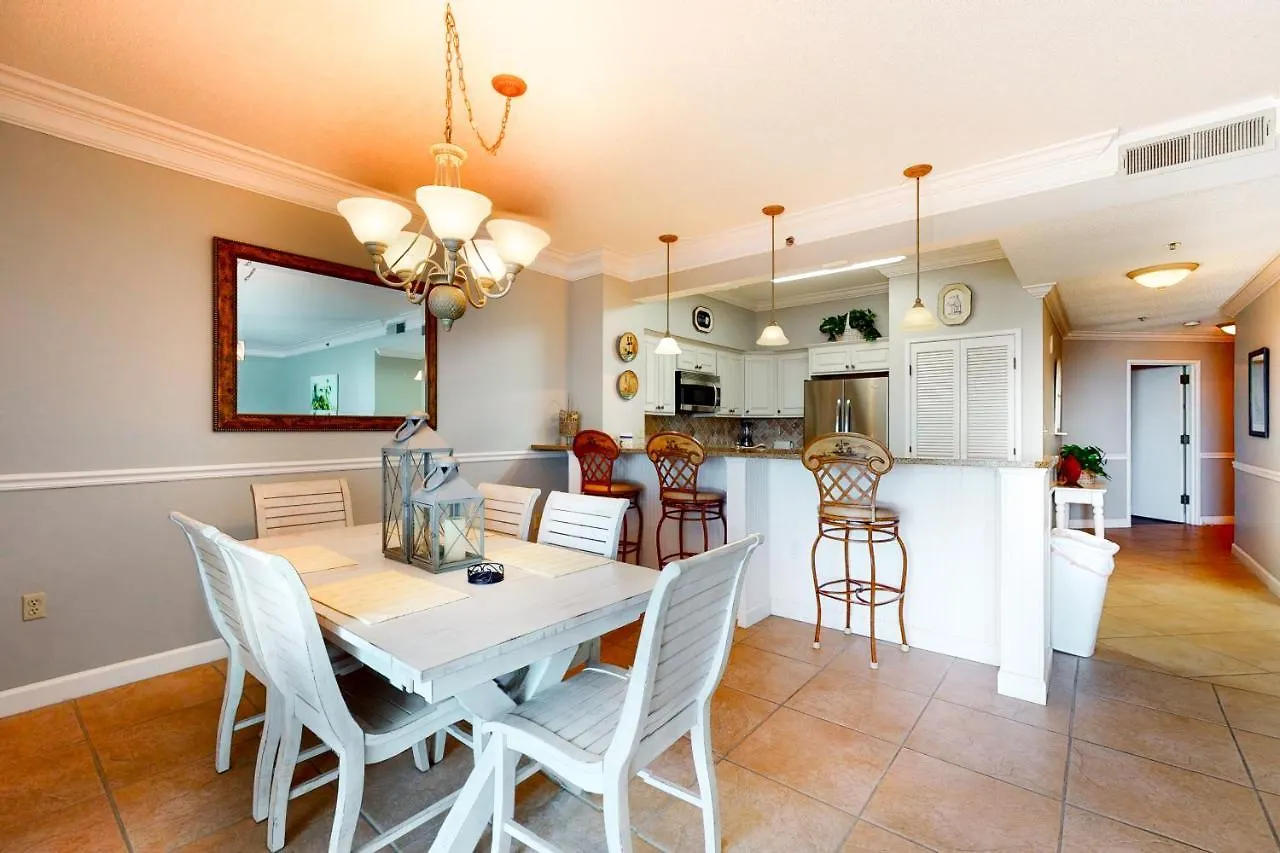 Holiday home Tops'l Tides *